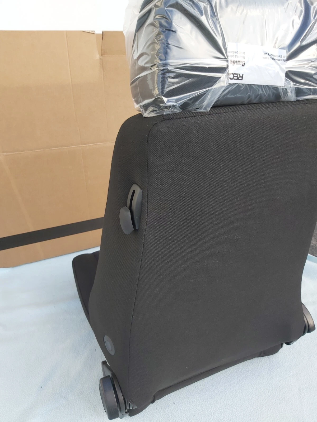 Recaro Specialist Artista Black / Nardo Black