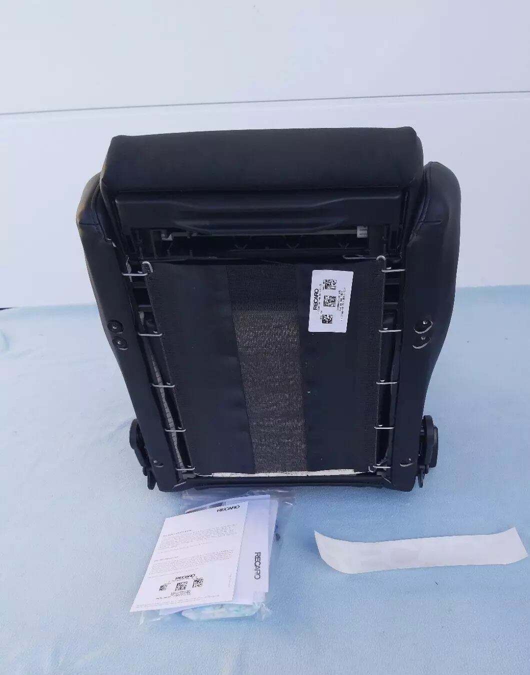 Recaro Expert Artificial Leather / Dinamica Black