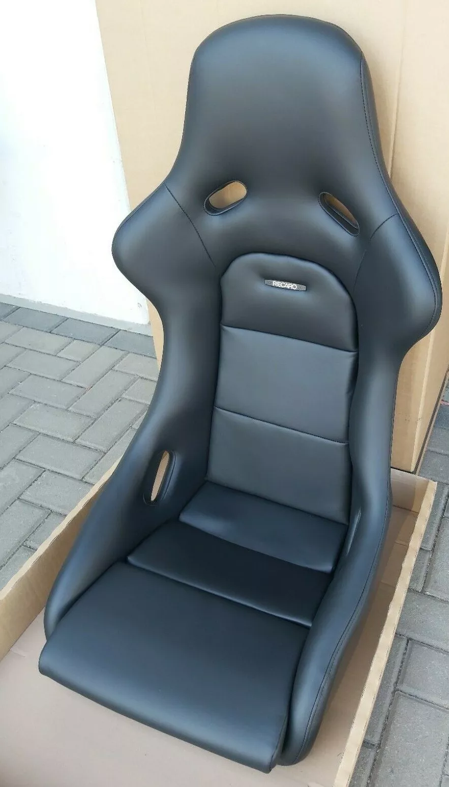 Recaro Pole Position ABE Classic Line Leather Black