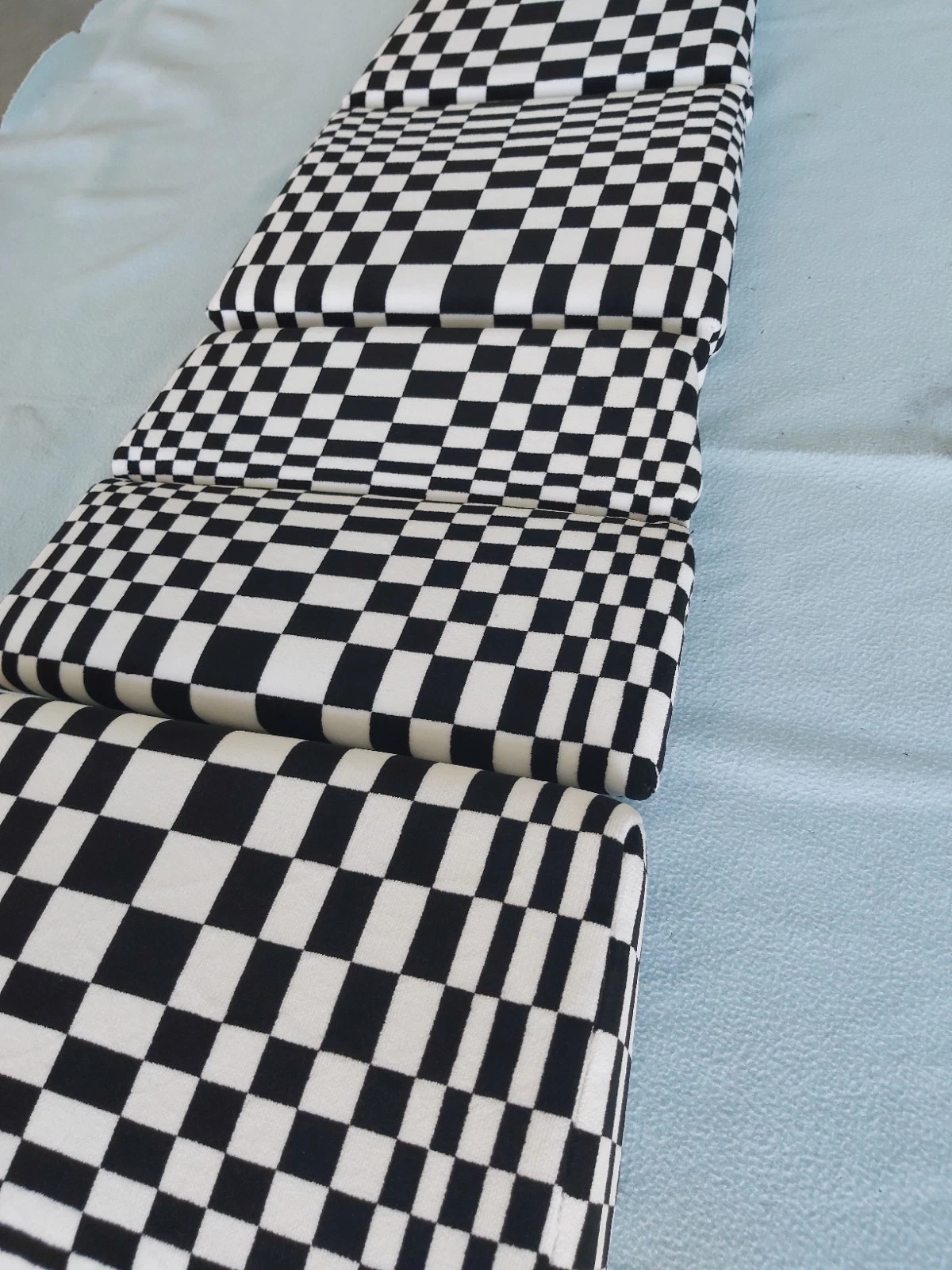 Center inserts made of fabric with a "PASCHA" pattern for RECARO Pole Position ABE seat