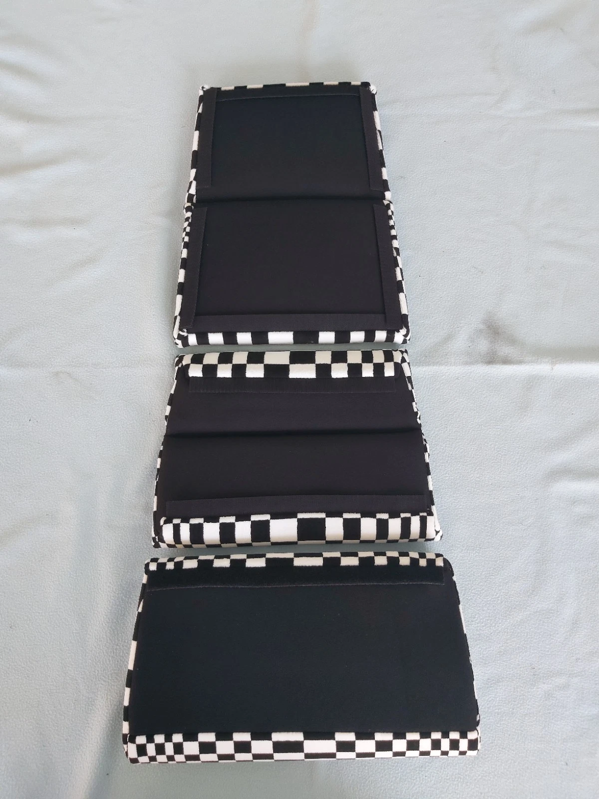 Center inserts made of fabric with a "PASCHA" pattern for RECARO Pole Position ABE seat