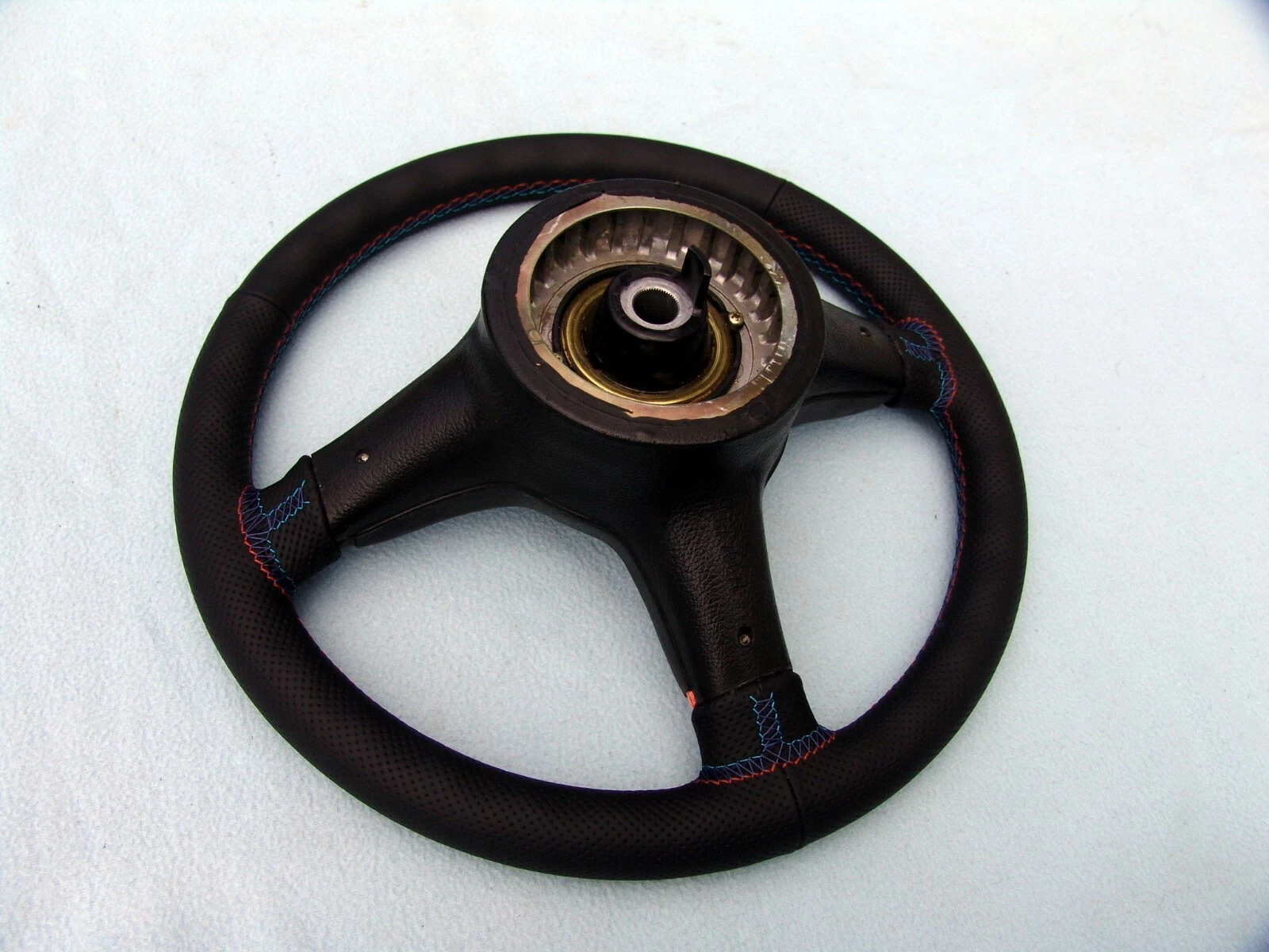 BMW E30 M Technic 1 steering, plain/perforated leather