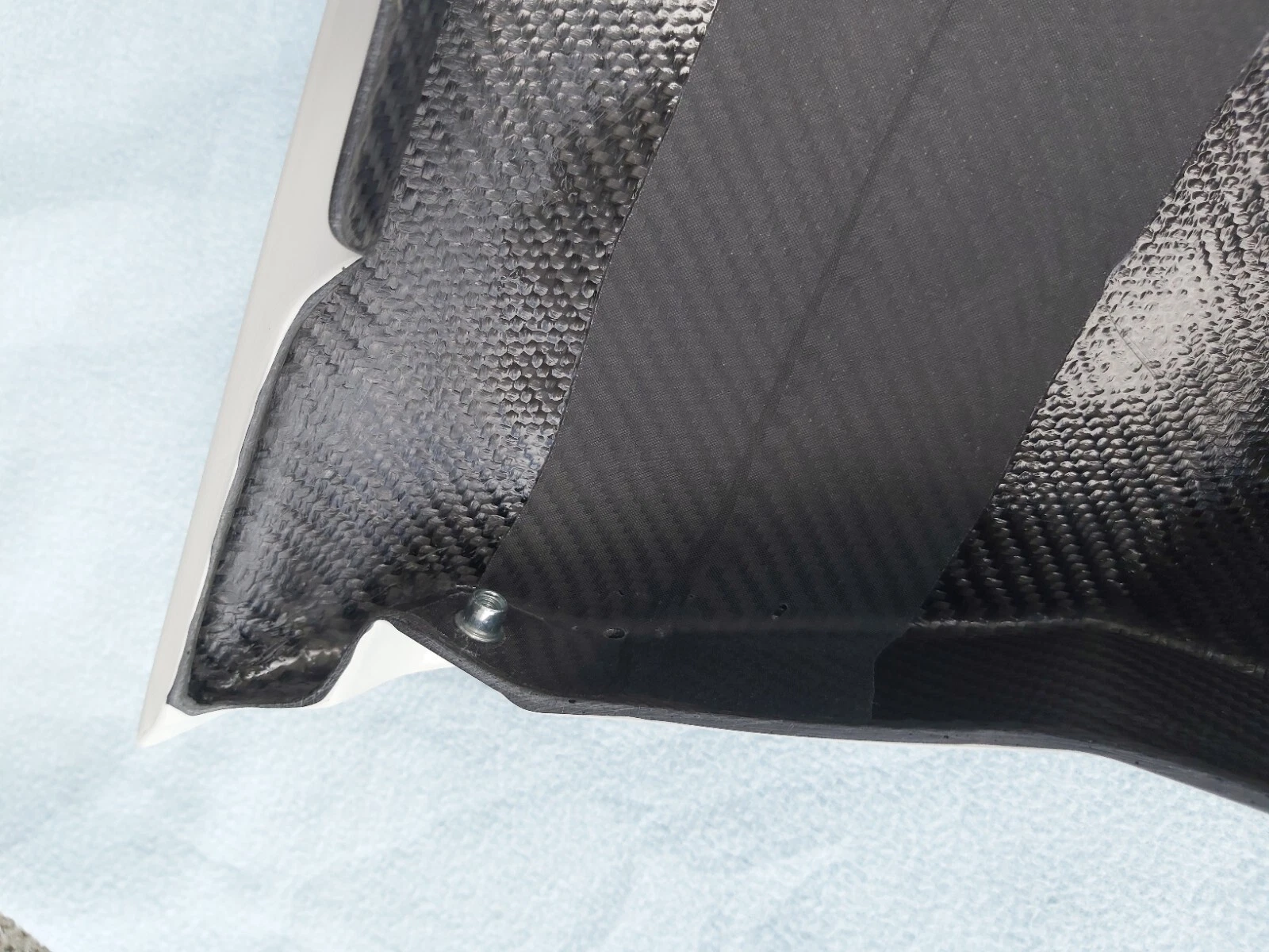 REAL CARBON FENDERS FOR BMW E92 M3, BRAND NEW, MADE IN GERMANY