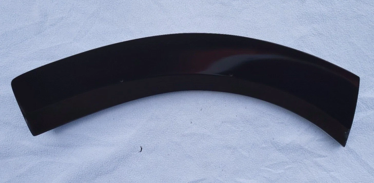 REAL CARBON FENDERS FOR BMW E92 M3, BRAND NEW, MADE IN GERMANY