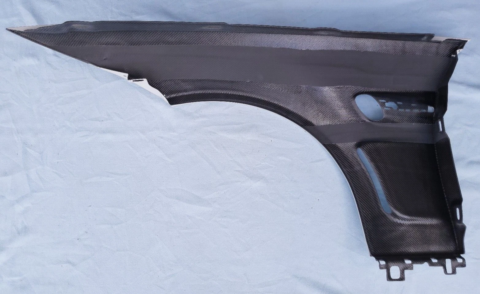 REAL CARBON FENDERS FOR BMW E92 M3, BRAND NEW, MADE IN GERMANY