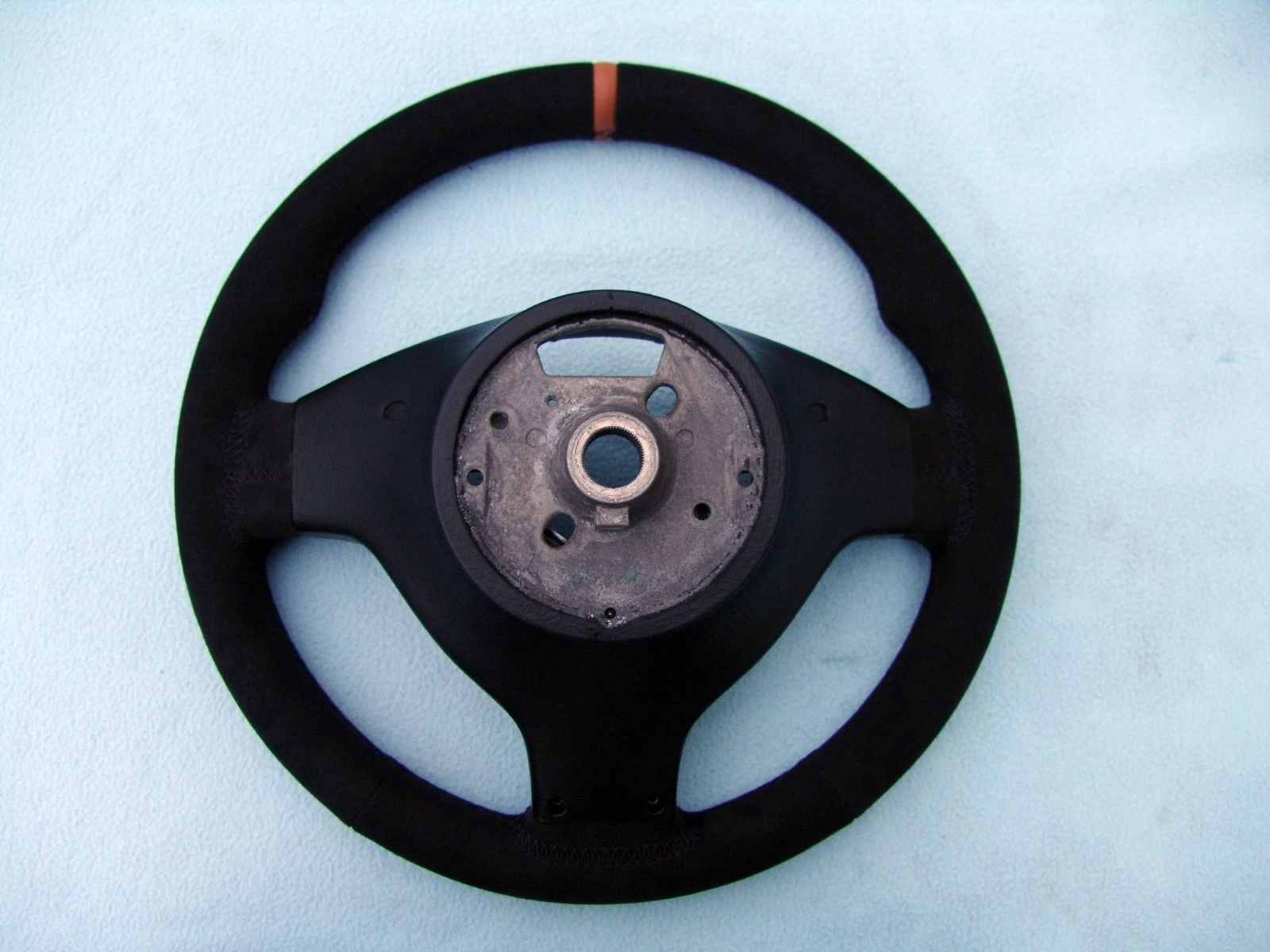 BMW M Technic steering wheel E39, E46, Alcantara + Cinnamon top center stripe