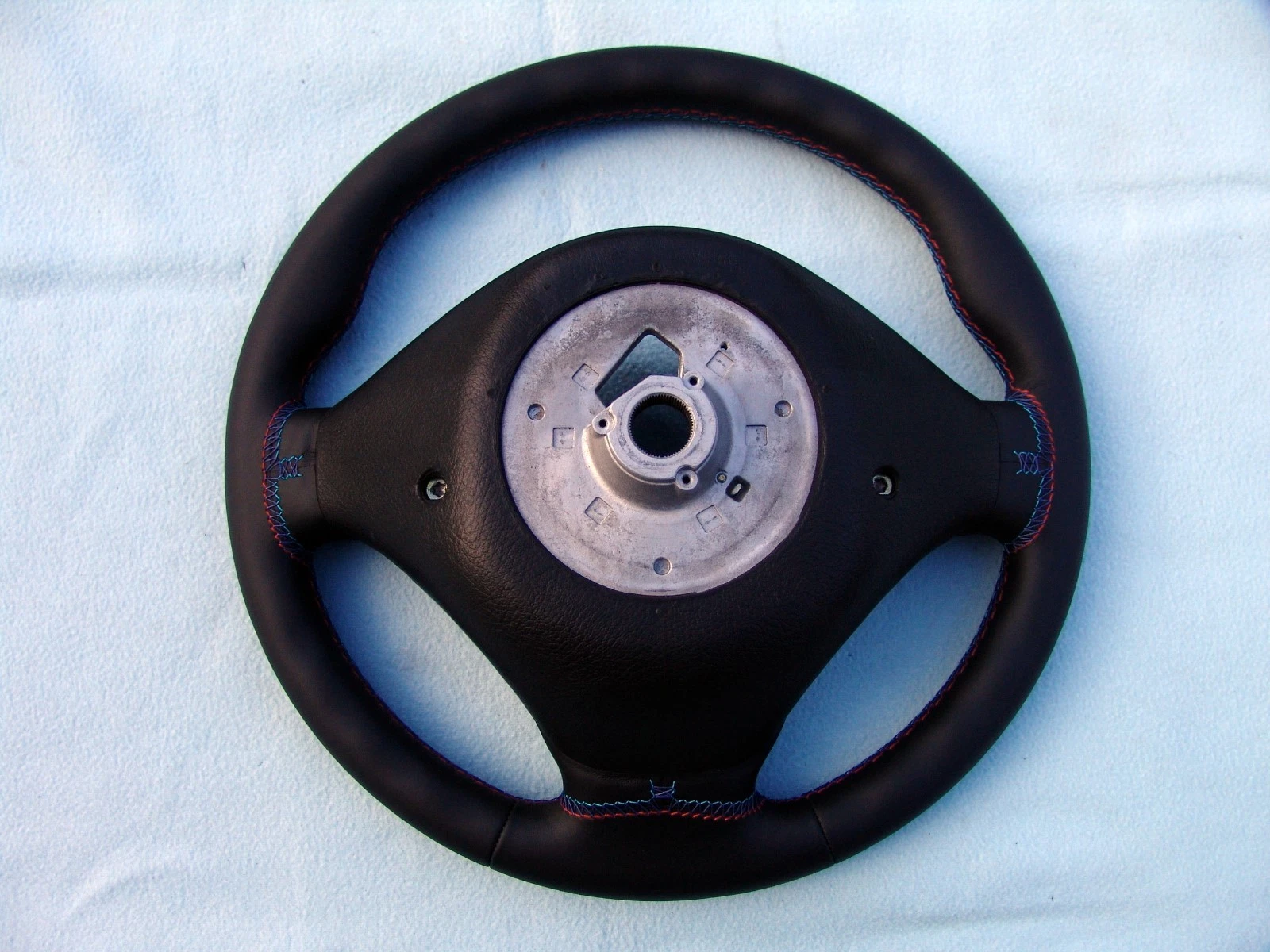 BMW M TECHNIC SPORTS STEERING WHEEL, E36 M3 NEW NAPPA LEATHER, 3 COLOR STITCHING