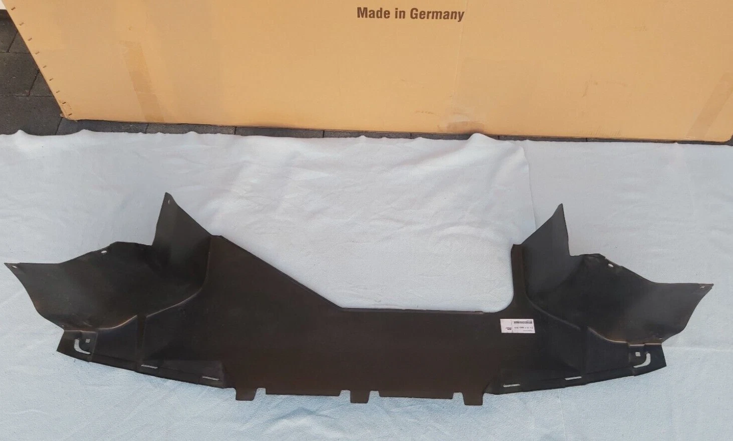 BMW E30 M3 ENGINE COMPARTMENT SCREENING, BRAND NEW, MADE IN GERMANY, 51711923771