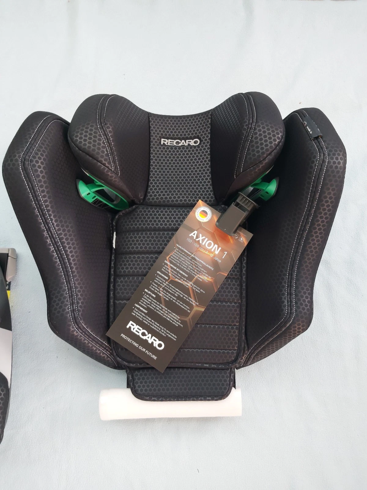 RECARO Axion 1 Fresh Black Child Seat, NEW. Made in Germany
