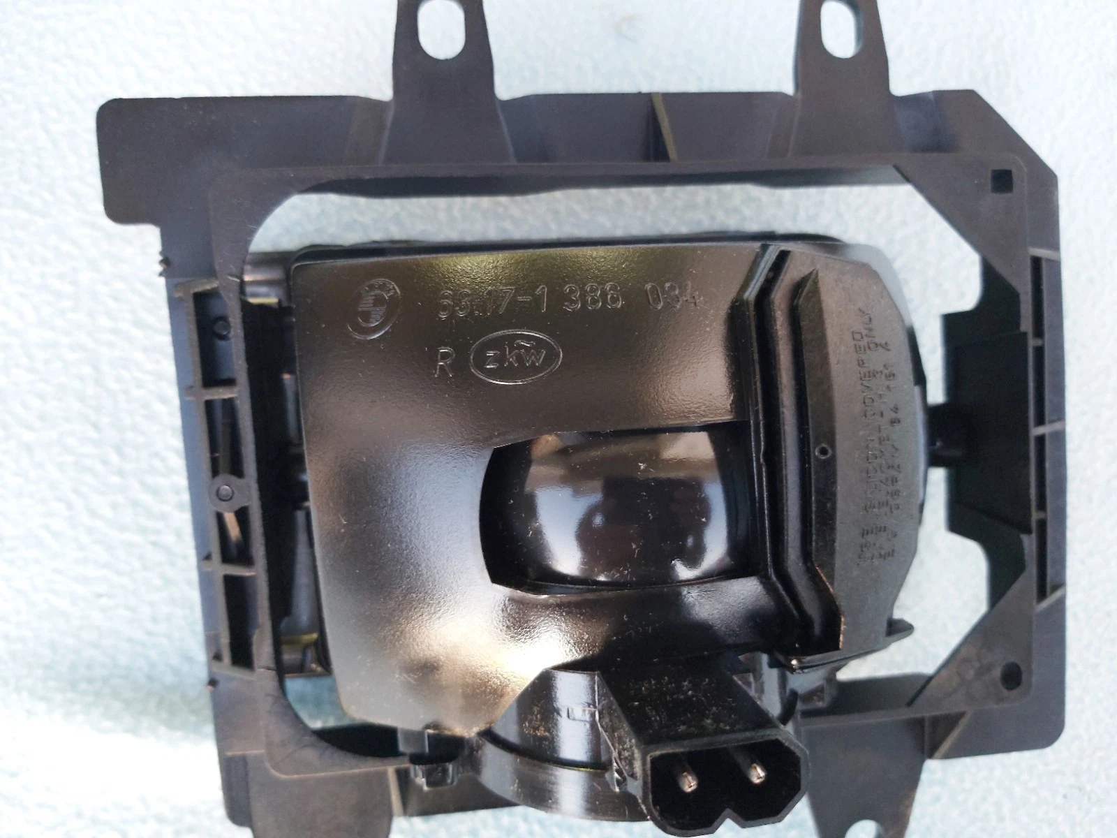 BMW E30 CLEAR EURO FOGLIGHTS, ORIGINAL ZKW, BRAND NEW. 63171385945 + 63171385946