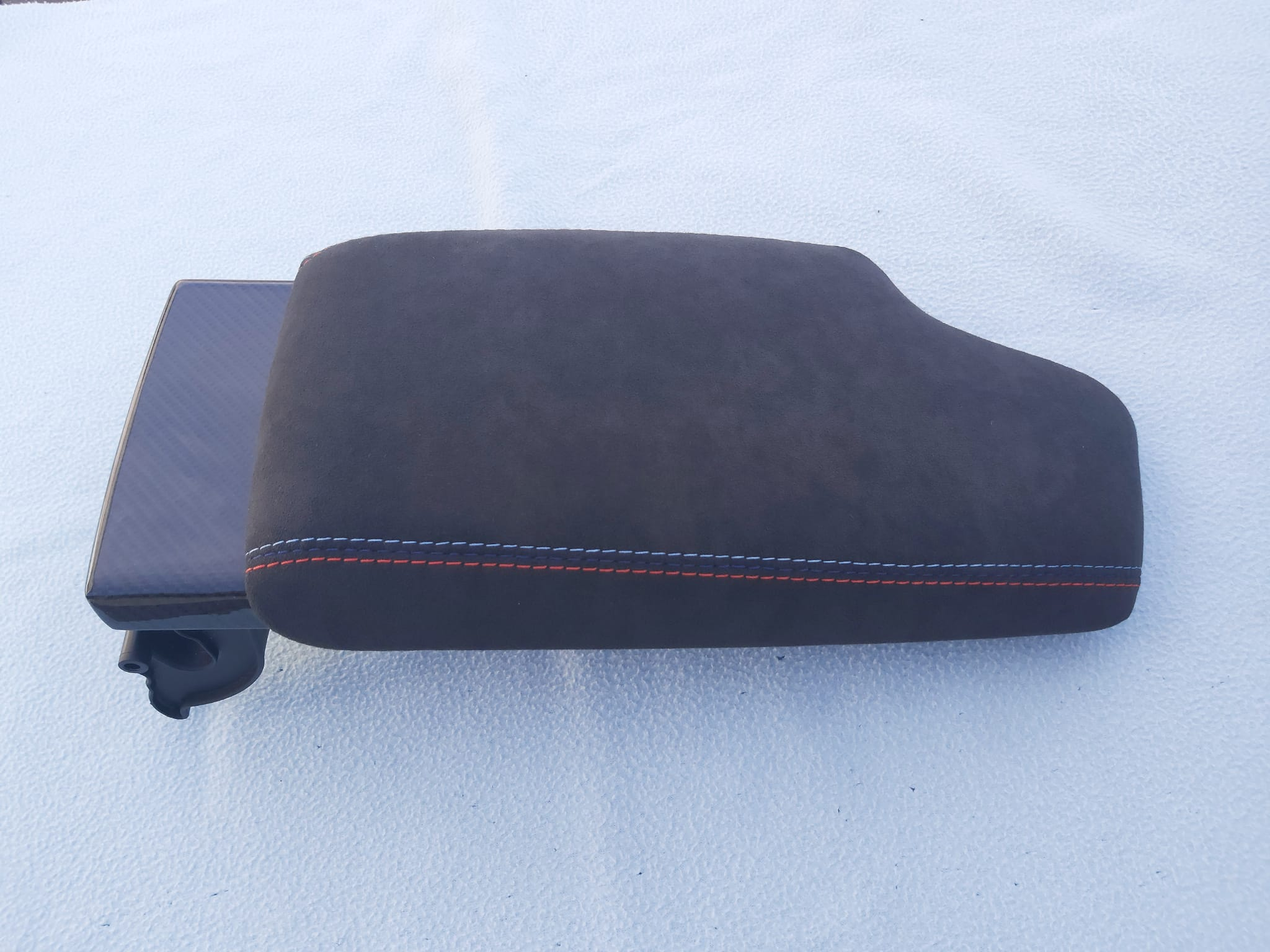 BMW F80 M3 F82 M4 ARMREST, NEW 9002 ALCANTARA with M-STITCHING and CARBON Cover