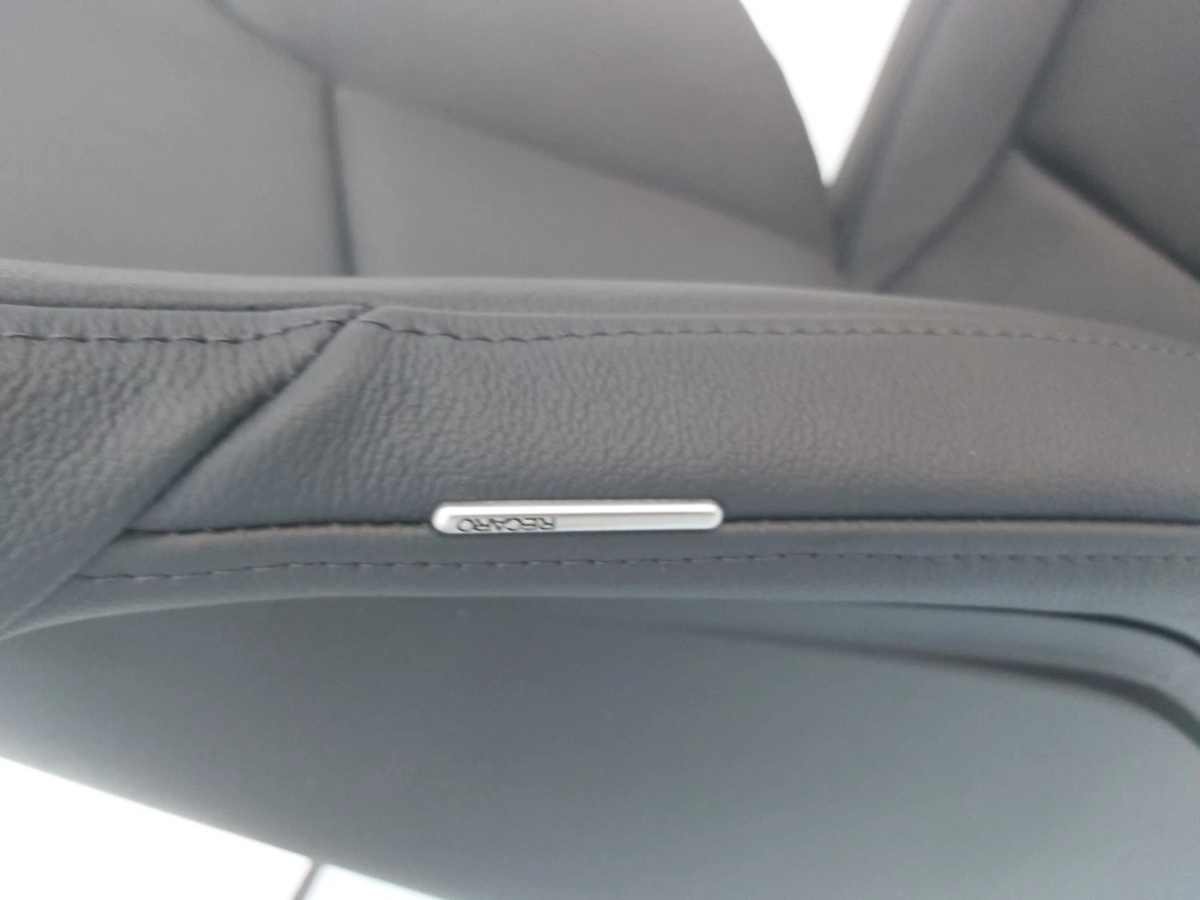 RECARO Cross Sportster CS Real Leather - heated