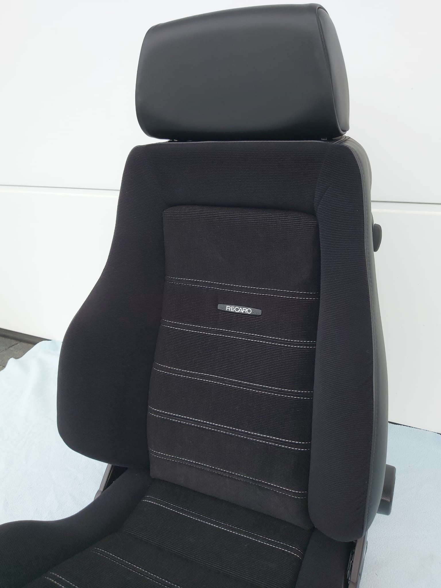 Recaro LS Classic Line Leather Black / Corduroy