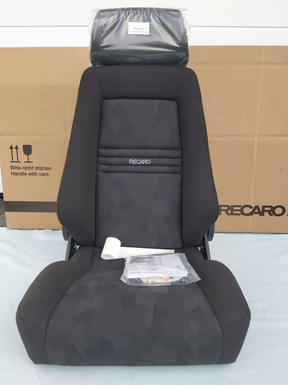 Recaro Specialist Artista Black / Nardo Black
