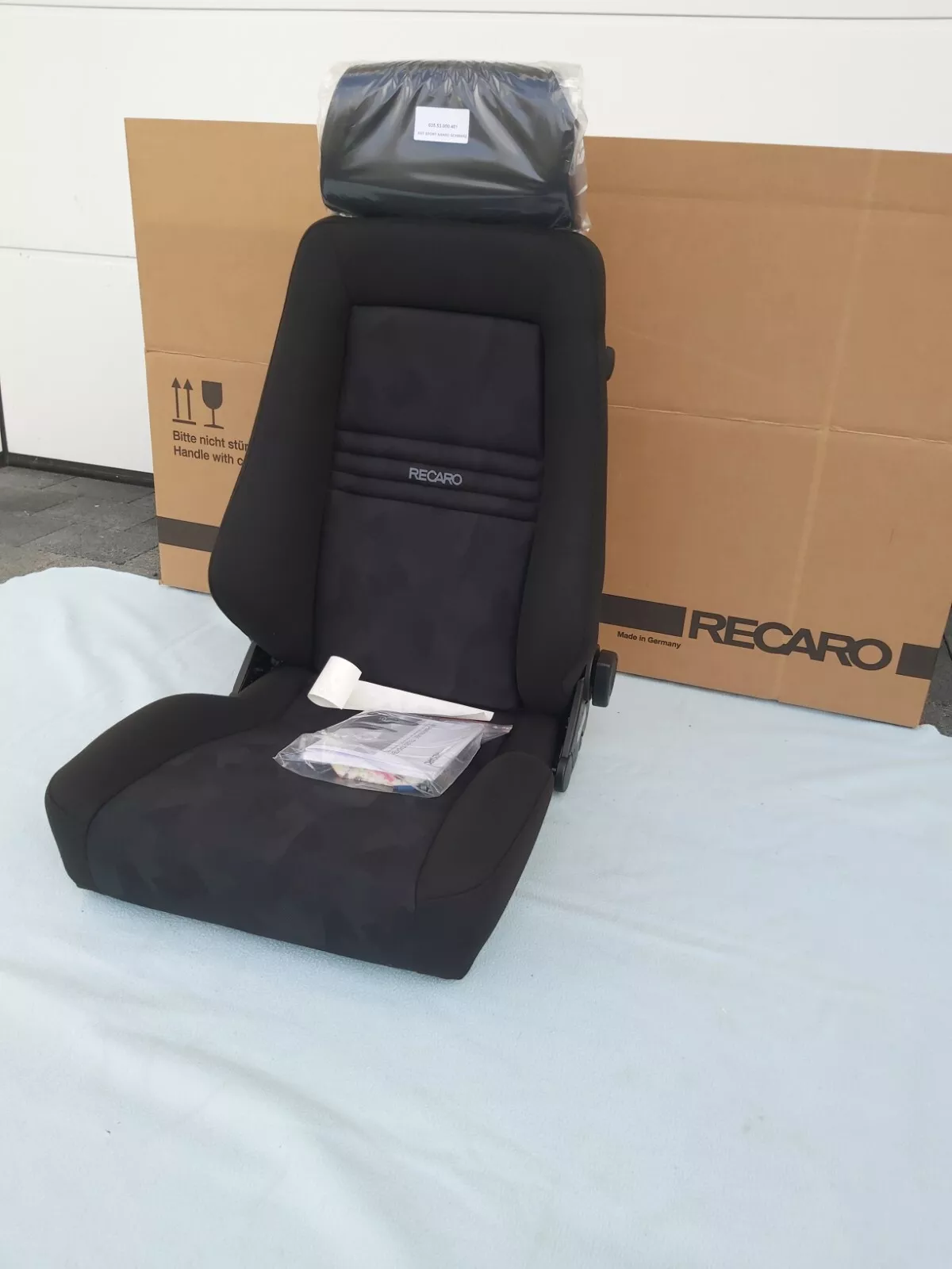 Recaro Specialist Artista Black / Nardo Black
