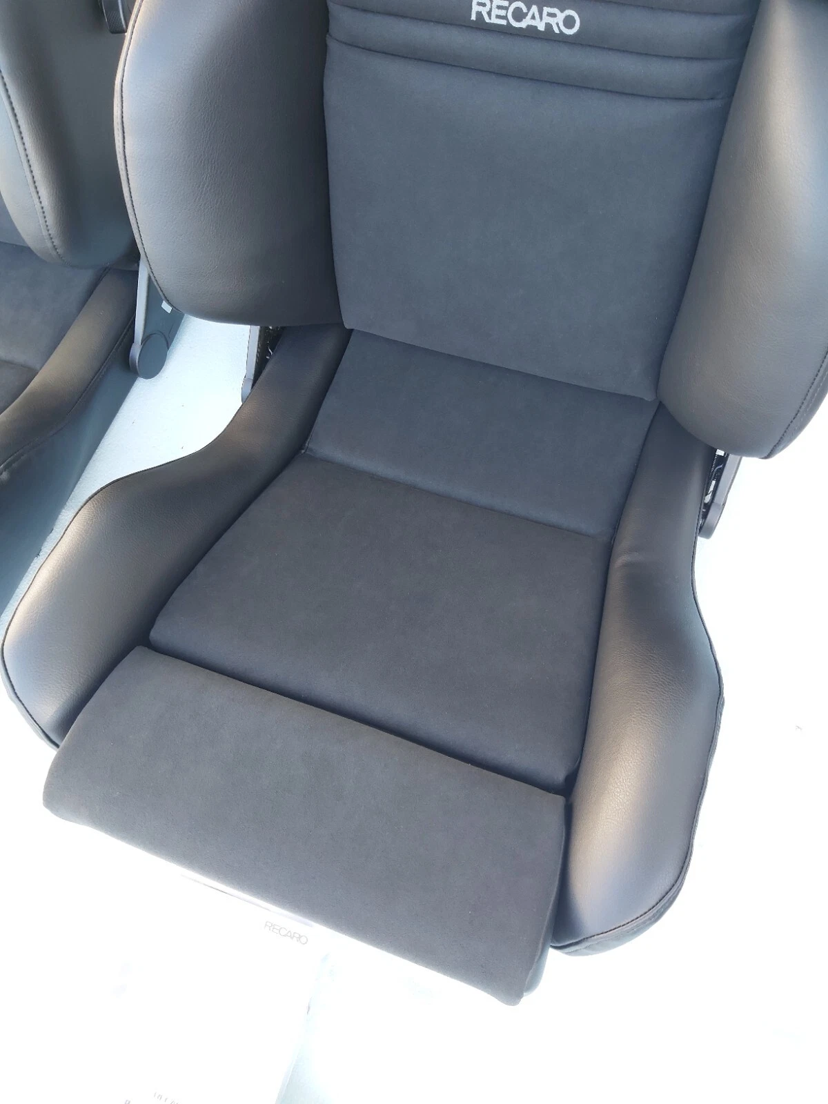 Recaro Expert Artificial Leather / Dinamica Black