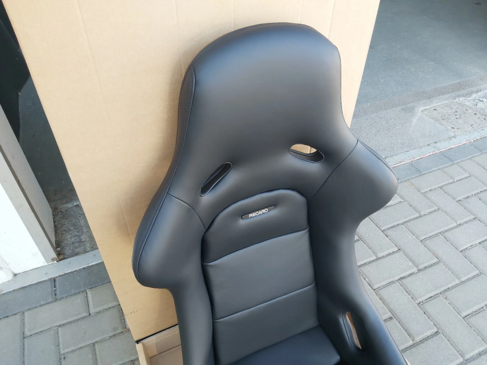Recaro Pole Position ABE Classic Line Leather Black