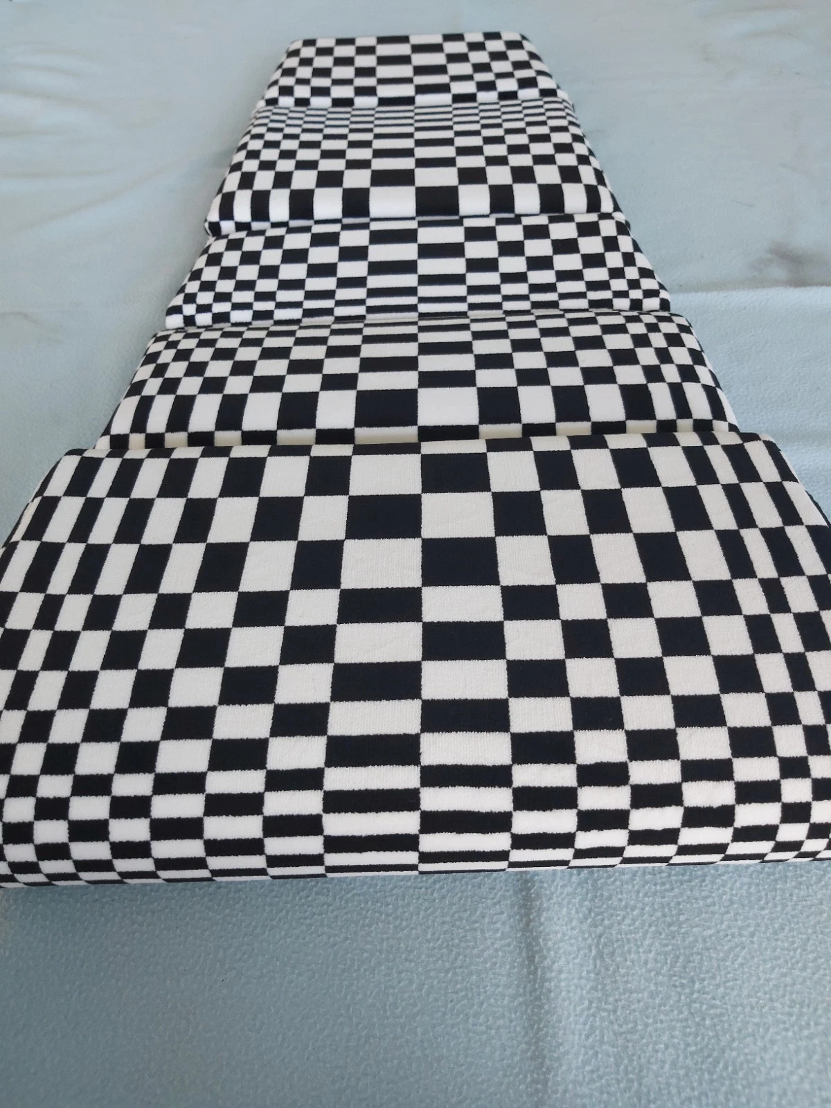 Center inserts made of fabric with a "PASCHA" pattern for RECARO Pole Position ABE seat