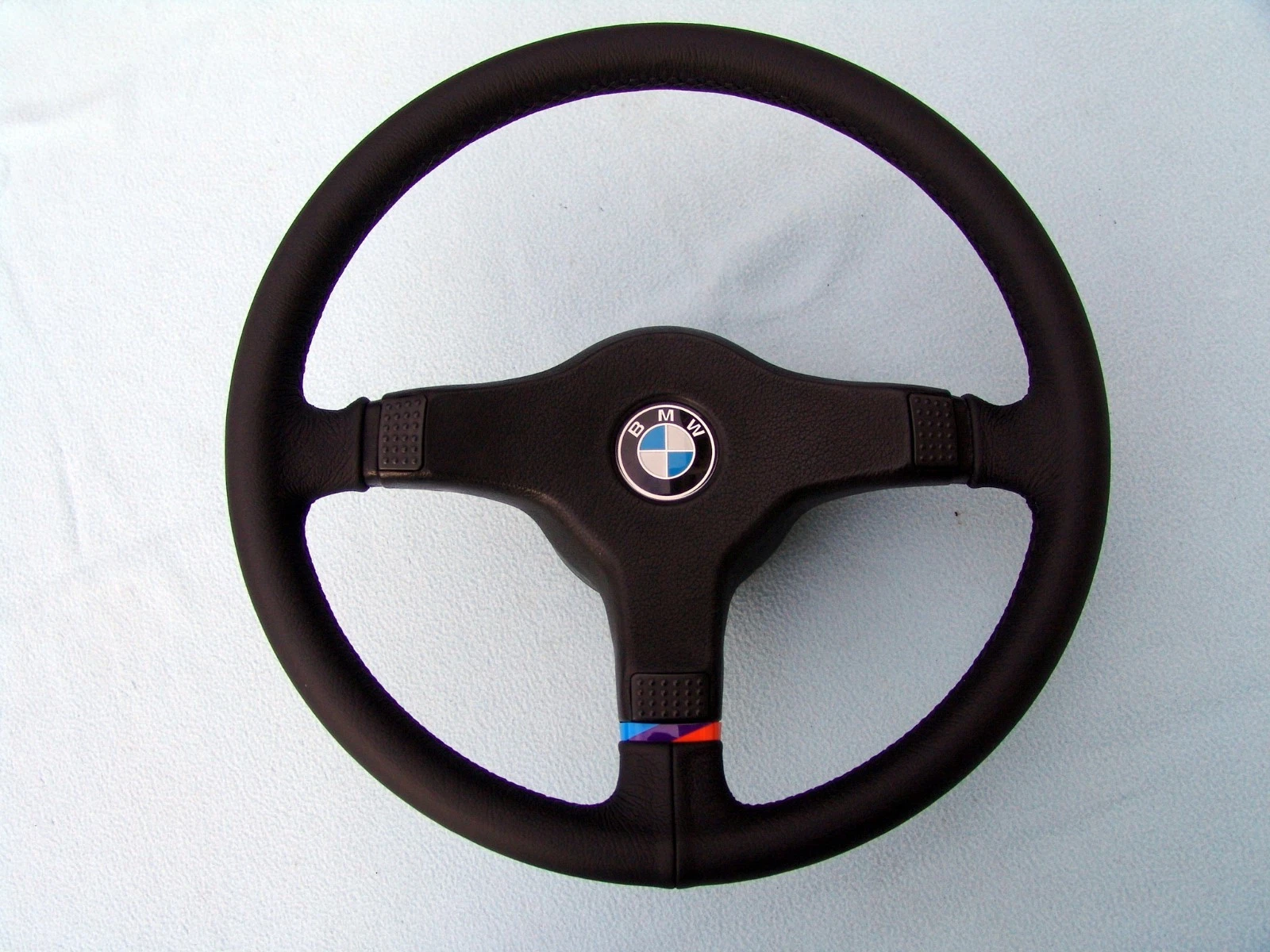 BMW E30 M Technic 1 steering, Montana (grainy) leather, stock look