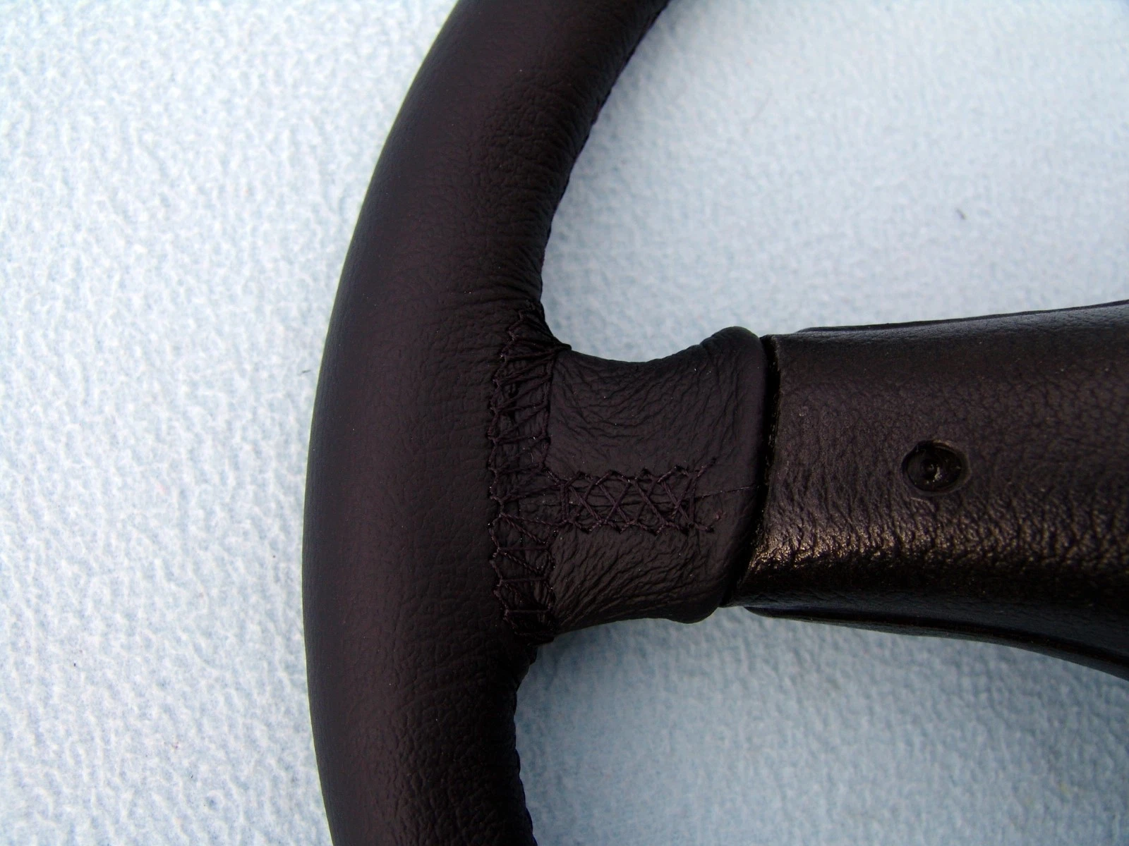 BMW E30 M Technic 1 steering, Montana (grainy) leather, stock look