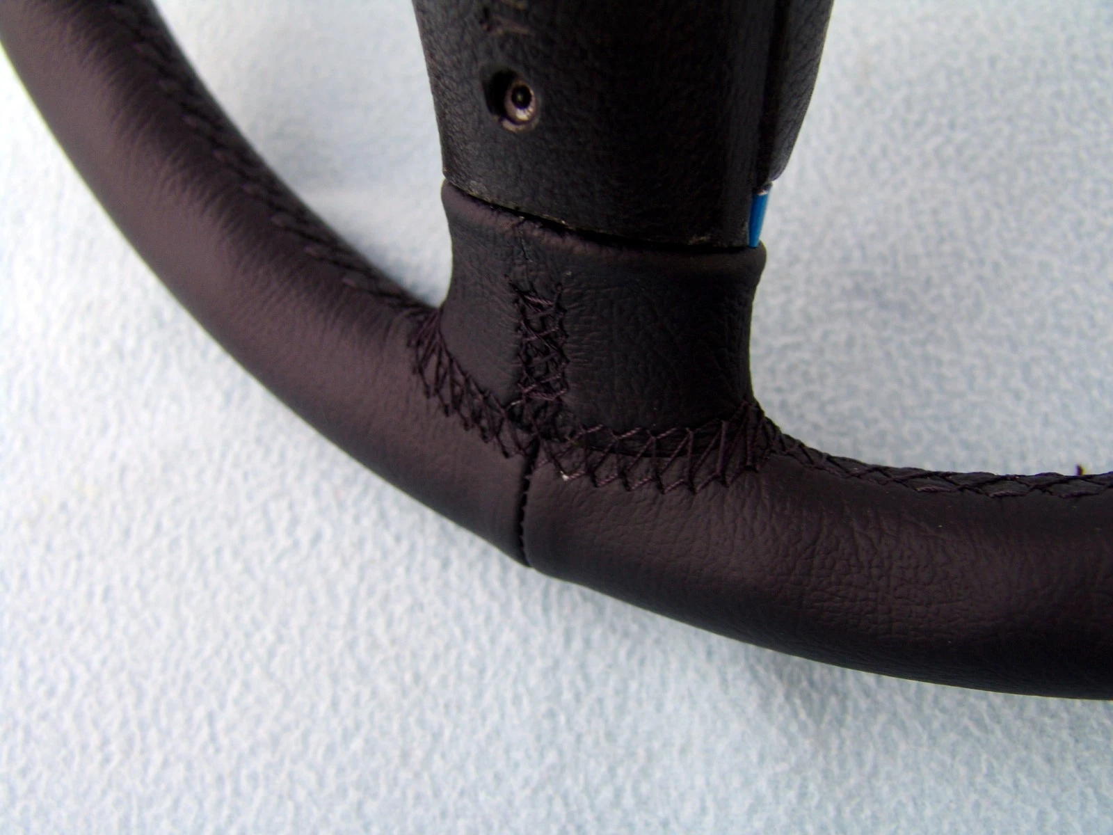 BMW E30 M Technic 1 steering, Montana (grainy) leather, stock look