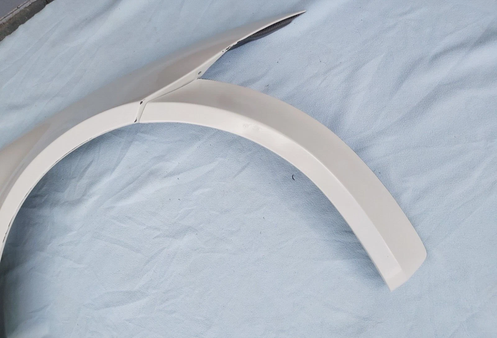 REAL CARBON FENDERS FOR BMW E92 M3, BRAND NEW, MADE IN GERMANY