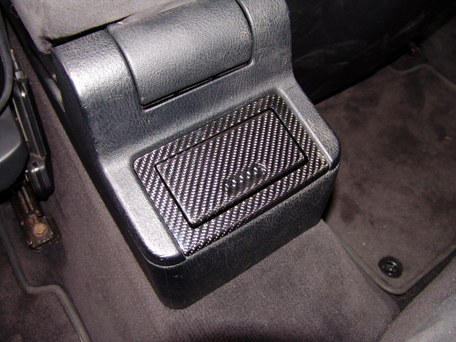 BMW E36 M3 REAL CARBON FRONT AND REAR ASH TRAYS, NEW LAMINATED