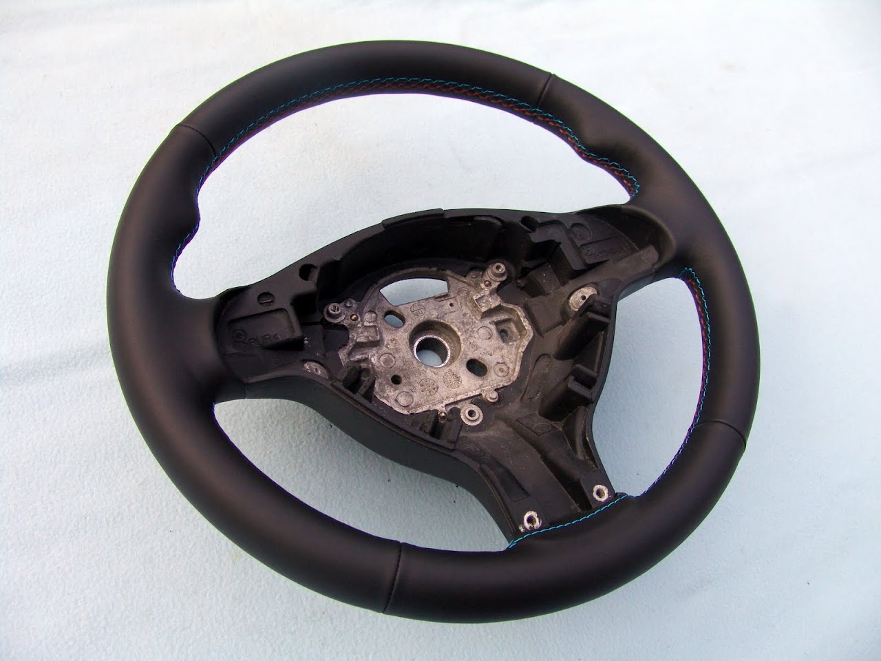 BMW M TECHNIC STEERING WHEEL E39 M5, E46 M3, NEW LEATHER AND 3 COLOR STITCHING