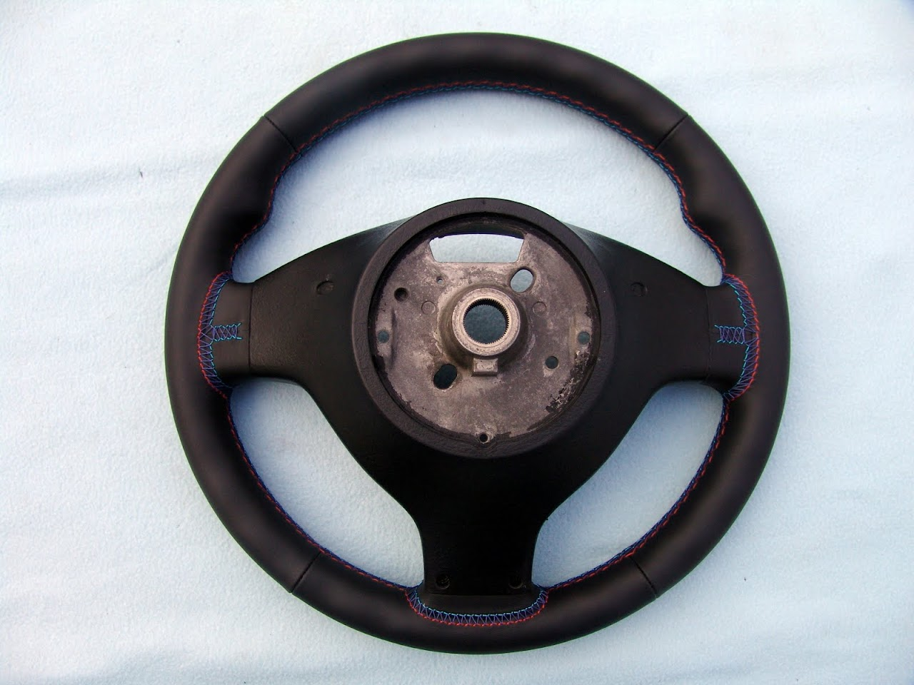 BMW M TECHNIC STEERING WHEEL E39 M5, E46 M3, NEW LEATHER AND 3 COLOR STITCHING