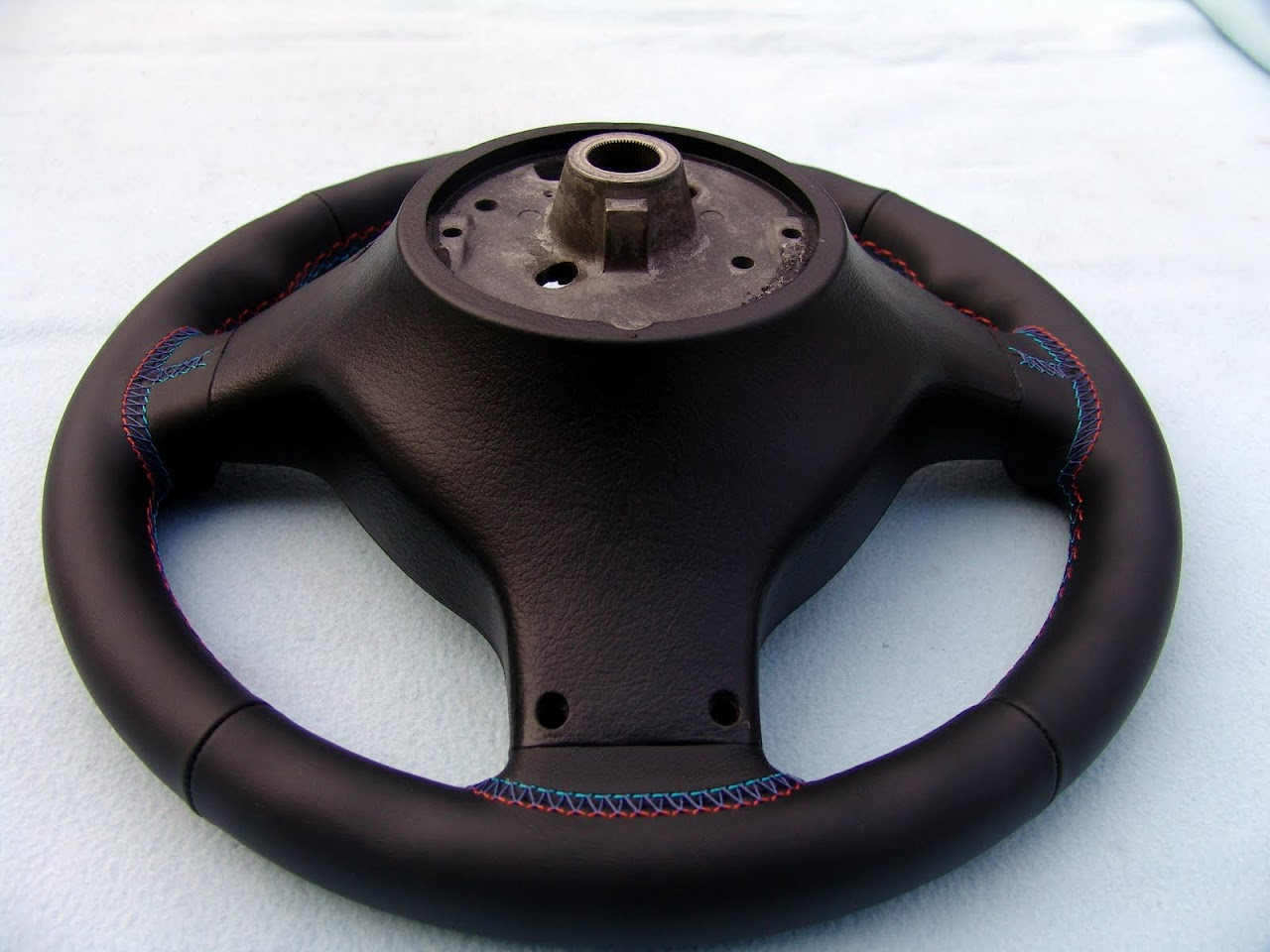 BMW M TECHNIC STEERING WHEEL E39 M5, E46 M3, NEW LEATHER AND 3 COLOR STITCHING