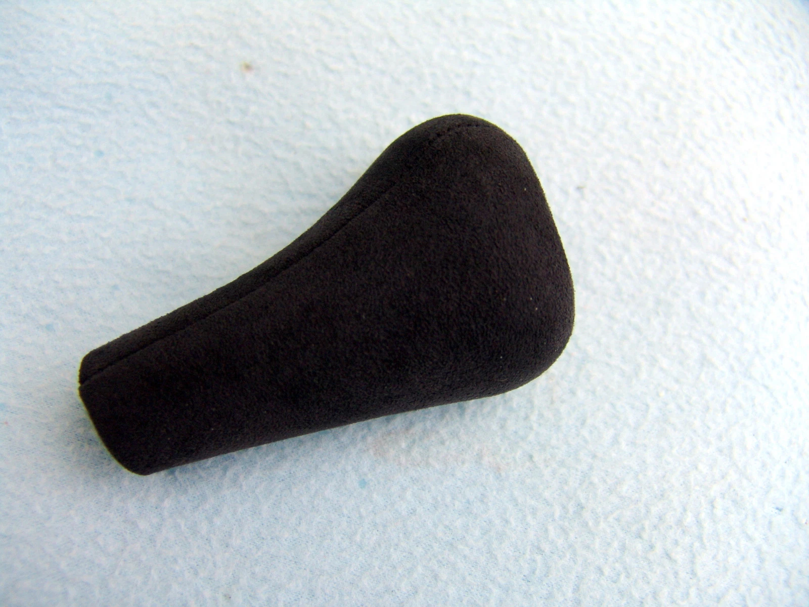 BMW E31, E34, E36 M3 SHIFT KNOB, NEW ALCANTARA AND 6 SPEED EMBLEM