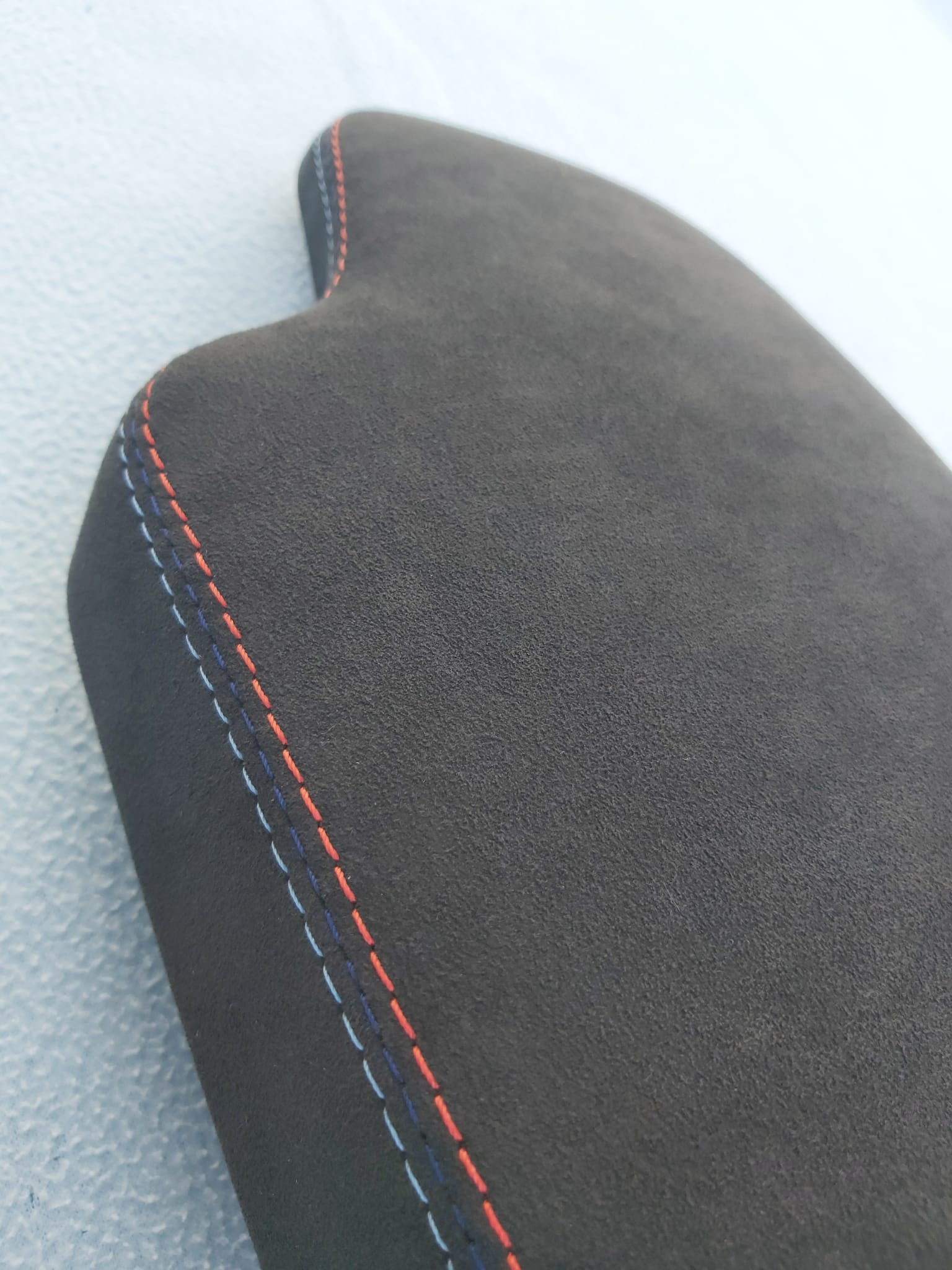 BMW F80 M3 F82 M4 ARMREST, NEW 9002 ALCANTARA with M-STITCHING and CARBON Cover