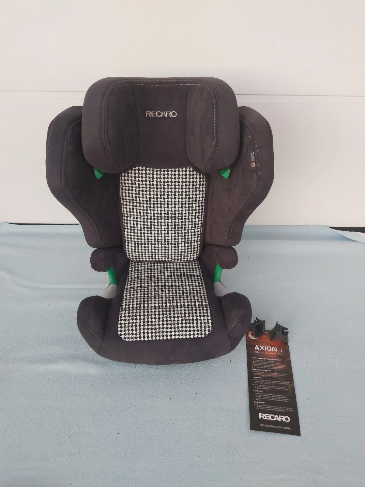 RECARO Axion 1 "PEPITA" Child Seat, NEW. Made in Germany.