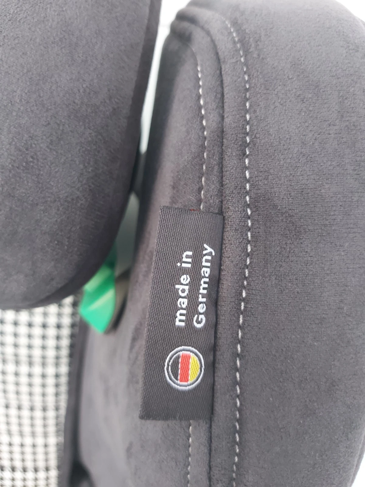RECARO Axion 1 "PEPITA" Child Seat, NEW. Made in Germany.